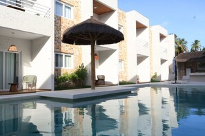 Villa | Pool | 2 outdoor pools