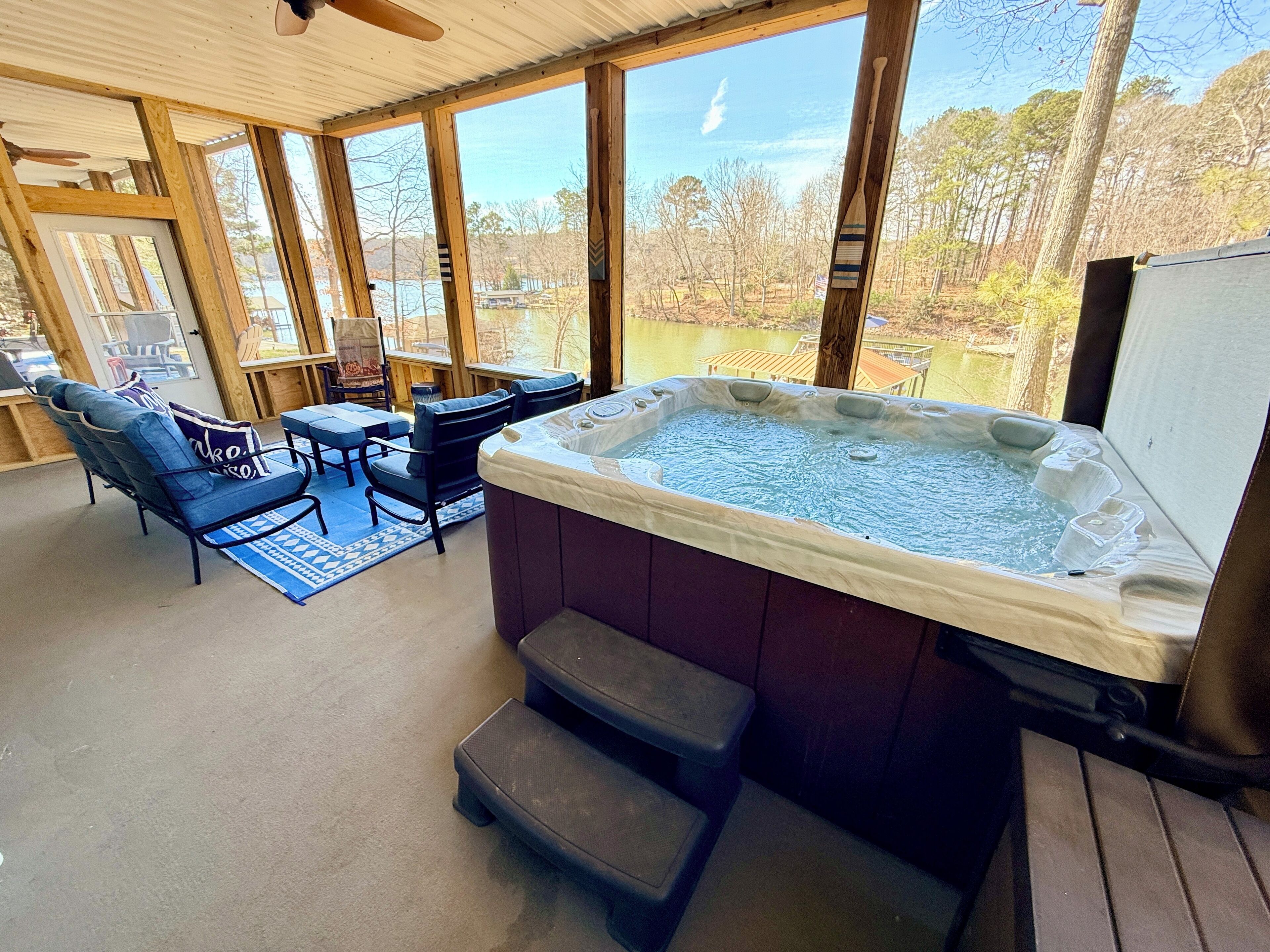 Indoor spa tub