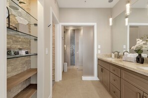 Shower, hair dryer, towels, soap - Upscale 2BR/2BA Condo with Great Views, Heated Pool & Balcony (Fountain Hills)
