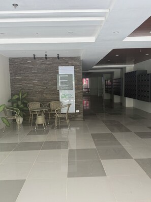 Lobby - COMING SOON! BALAYCATION 2BR/2BA- SLEEPS 6 (Davao City)