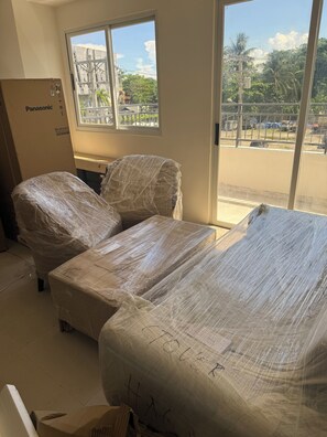 Interior - COMING SOON! BALAYCATION 2BR/2BA- SLEEPS 6 (Davao City)