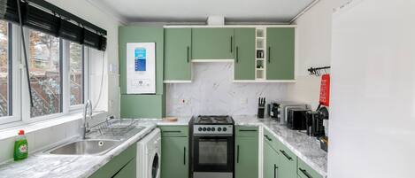 Mikrobølgeovn og ovn