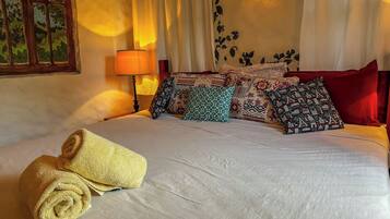 Comfort-Apartment, KĂŒche, Meerblick | Hochwertige Bettwaren, Zimmersafe, laptopgeeigneter Arbeitsplatz