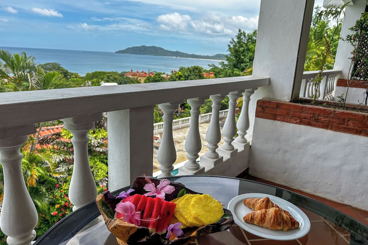 Classic-Apartment, 1 Schlafzimmer, Balkon, Bergblick | Terrasse/Patio