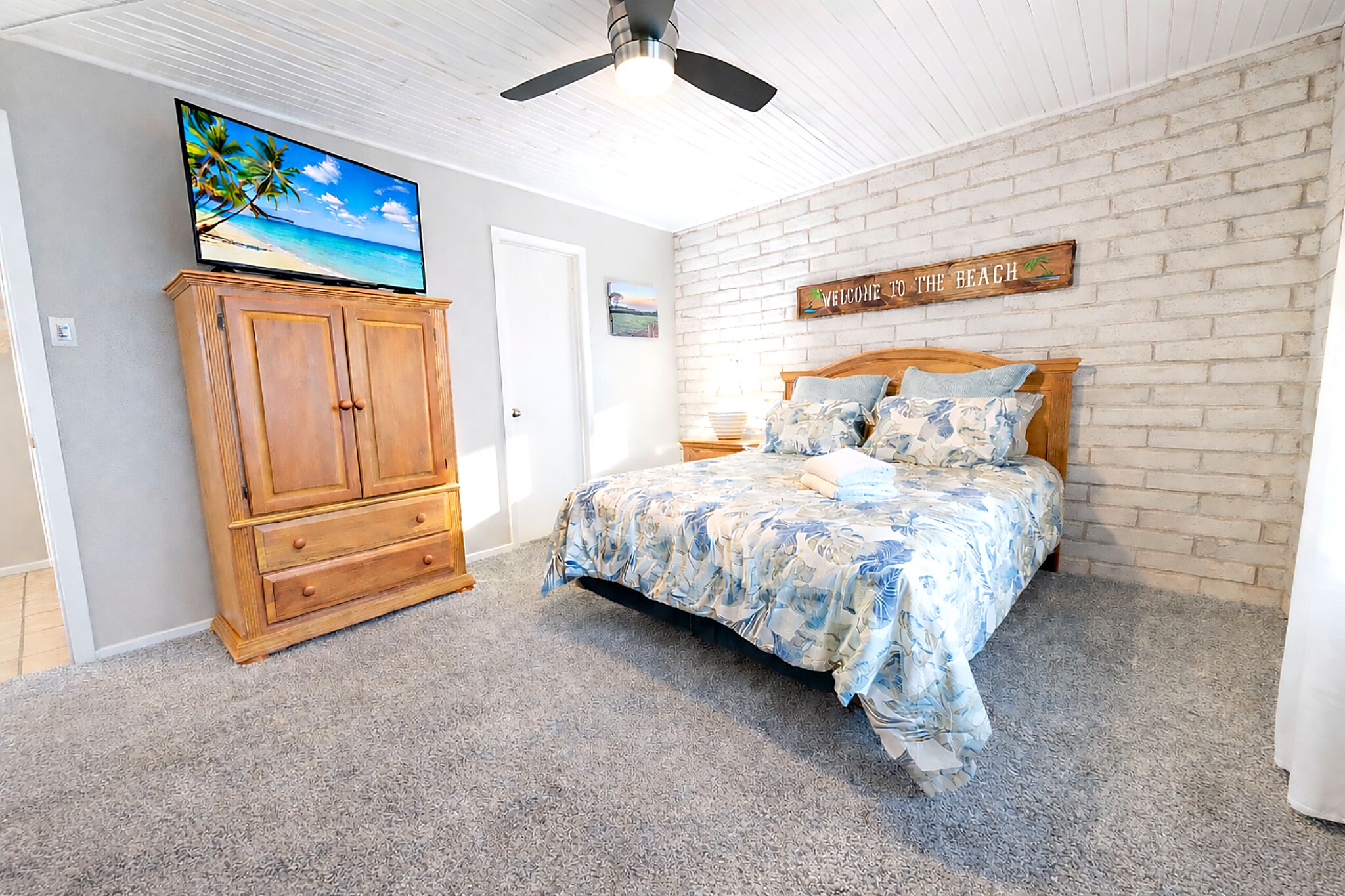 熨斗/熨衣板、免费 WiFi、床单