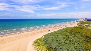 Beach nearby - 11th Street Beach Retreat • Walk to Sand • Golf Cart Zone (Port Aransas)