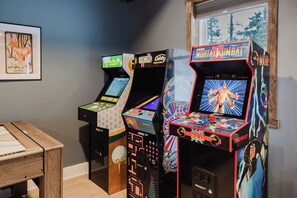 Game room - NEW-4 bdrm farmhouse in town w/hot tub & game rm (Lake Placid)