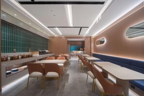 Dining - Yisitin Hotel (Taiyuan North Zhonghuan Street Zoo) (Taiyuan)