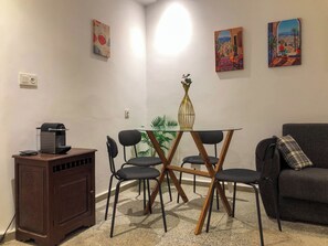 Dining - Central Rabat Studio-Medina-Touristic Area & Lively Nights (Rabat)