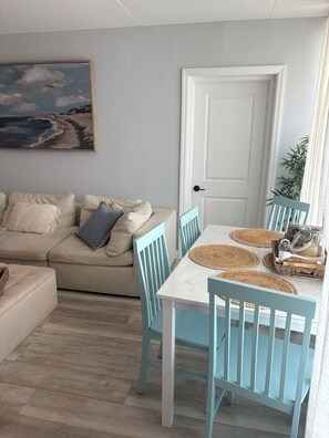 Interior - 2-Bedroom First Floor Condo Two Blocks From Beach in North Wildwood. 2 Parking (North Wildwood)