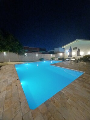 Két bảo mật tại phòng, bàn, truy cập Internet không dây miễn phí 