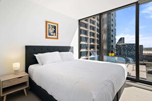 2 chambres, fer et planche à repasser, Wi-Fi, draps fournis