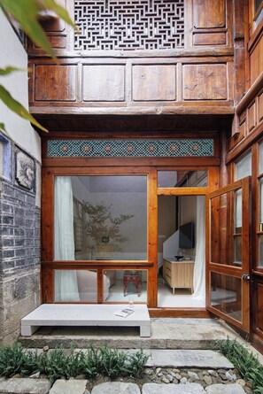 Superior Suite, Courtyard View | View from room - Xianju Bieyuan Guesthouse Hotel (Dali)