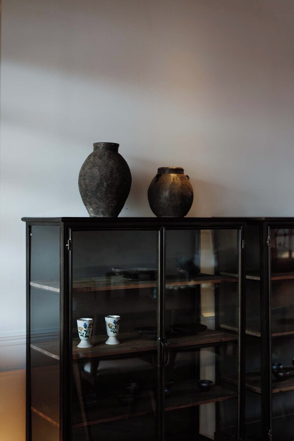 Lobby sitting area - Xianju Bieyuan Guesthouse Hotel (Dali)