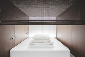 [Hansuite Seoul] Myeongdong Loft for 5 - New Opening 301 | Peralatan tempat tidur premium, gebar bulu kapas, tilam berlapik 