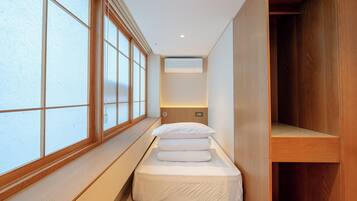 Family Suite, City View | In-room safe, free WiFi