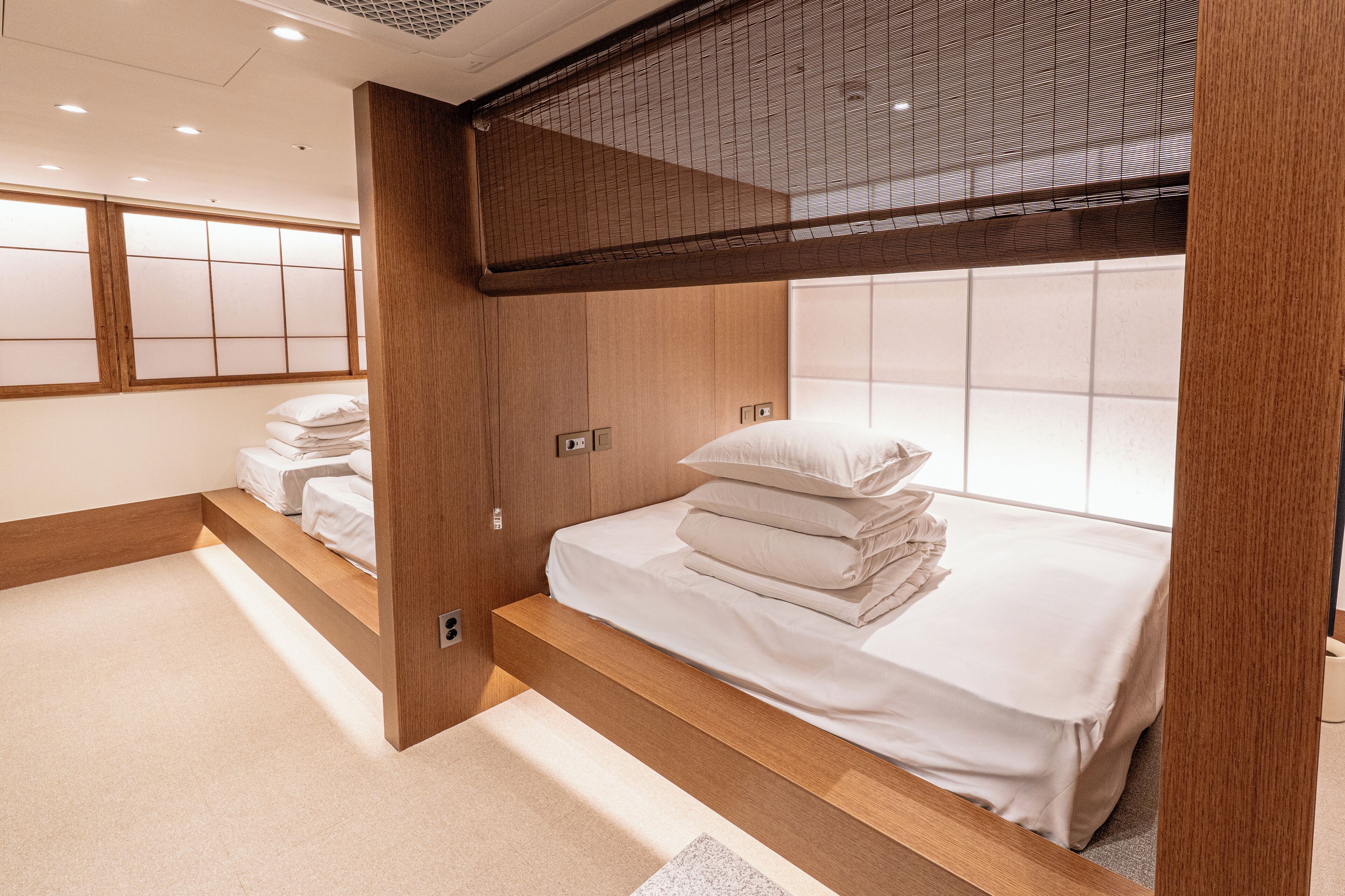 패밀리 스위트, 시내 전망 | 객실 내 금고, 무료 WiFi