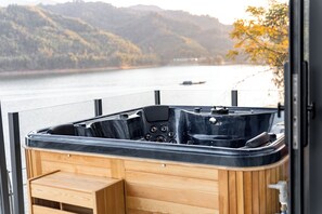 Luxury House, Lake View | View from room - Wanluhu Xingyue Homestay (Heyuan)