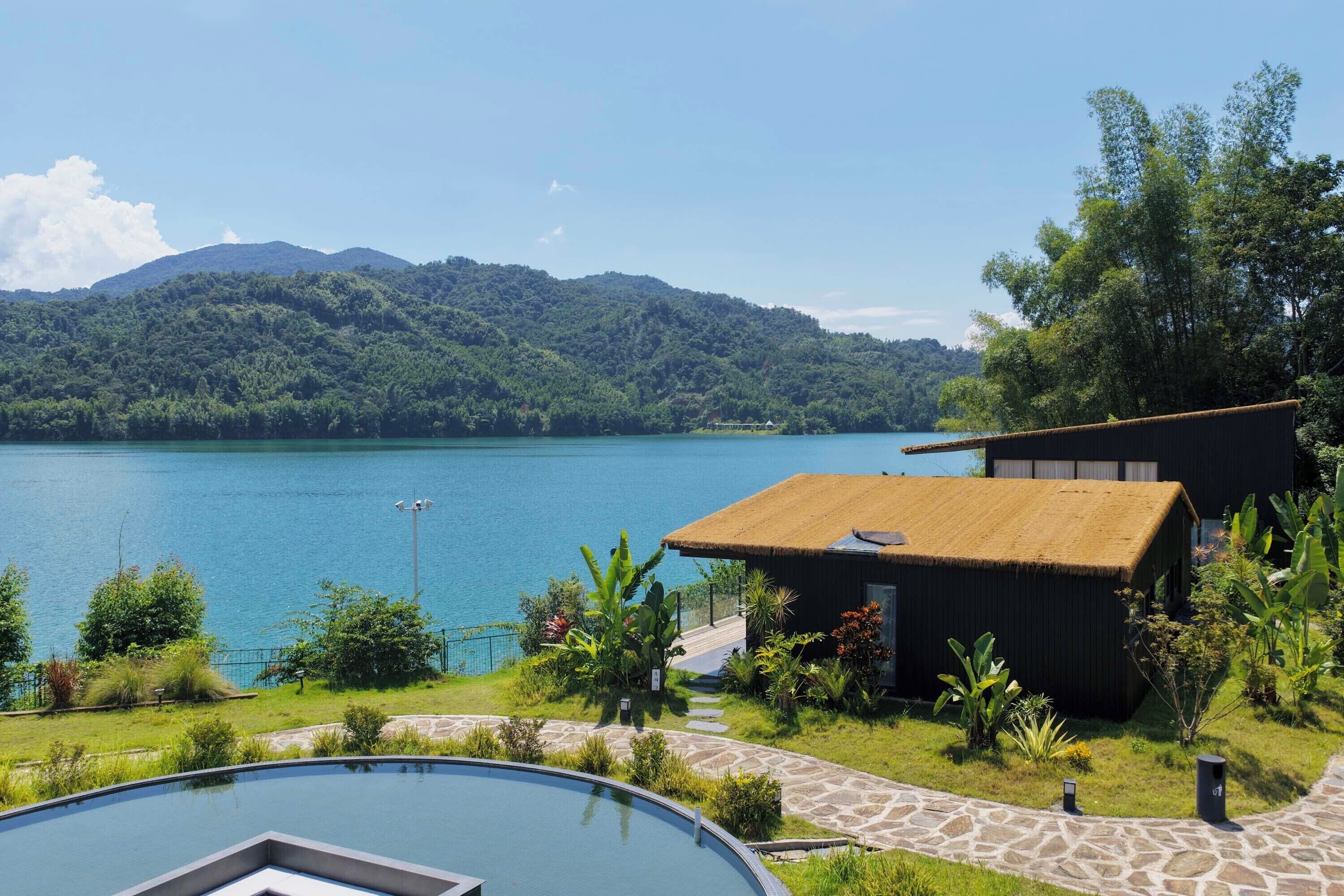 Luxury Suite, Lake View | View from room