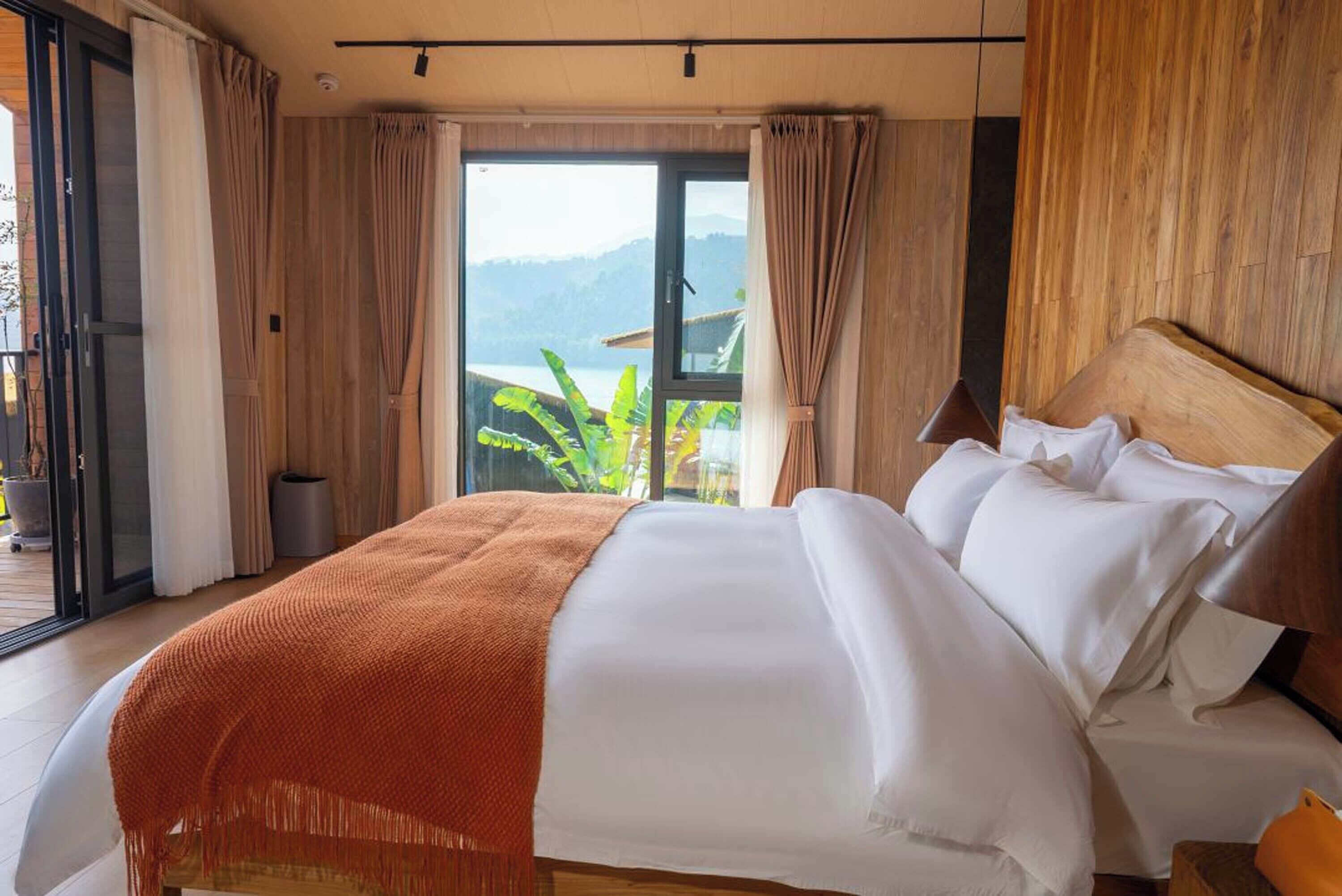 Blackout curtains, iron/ironing board, free WiFi, bed sheets