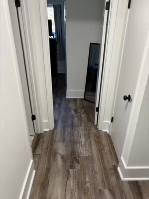 Interior - The Serene Haven, 2-bedroom Apartment w/ Fire Place (Smyrna)