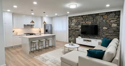 Modern 1BR / Free Parking / Comfortable Stay