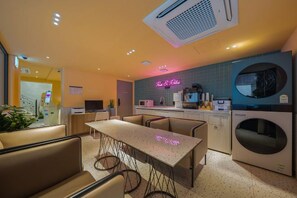 Ảnh chưa phân loại, 4 trong số 23 ảnh, nút