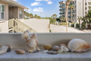 Property grounds - Oceanside Escape |Steps to Beach & Rocket Launches (Cape Canaveral)