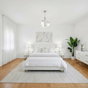 Iron/ironing board, WiFi, bed sheets