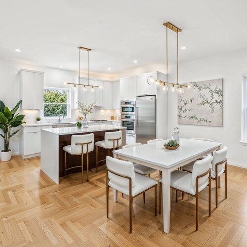 NYC Luxury Retreat - King Bed - Free Parking - Sleeps 16