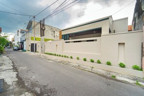 Fachada da propriedade