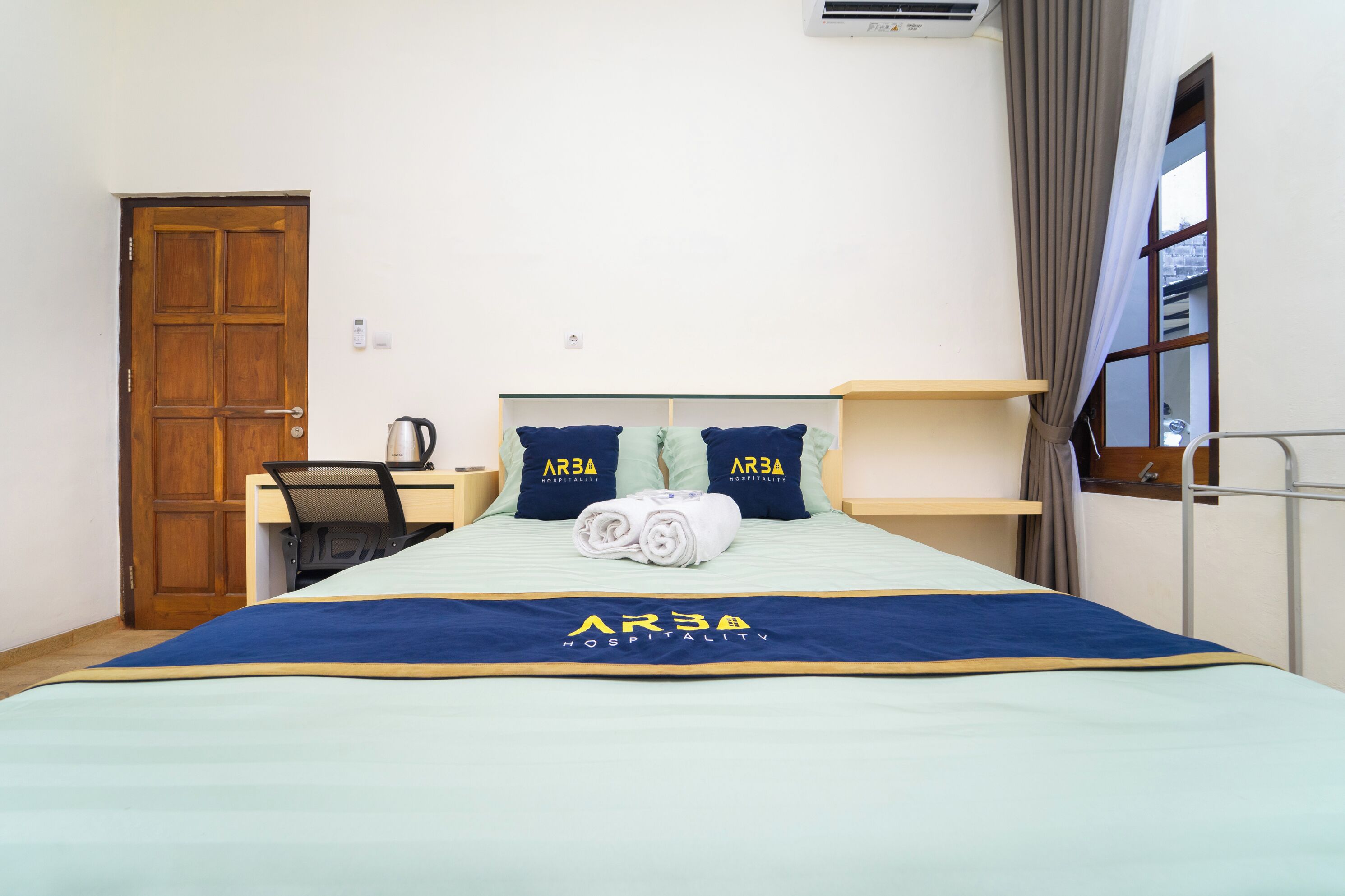 Deluxe Double Room | Desk, laptop workspace, free WiFi