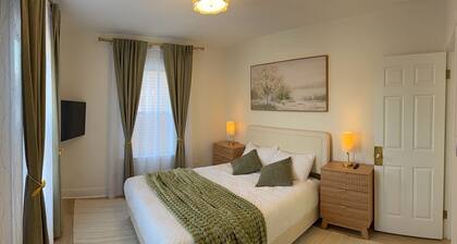 Stylish 3BR Revere Home|Sleeps 8|Near Boston&Beach