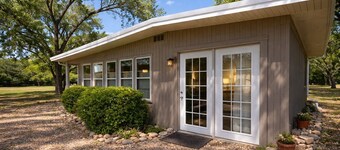 Lake House at Lake Wabaunsee, Flint Hills: Hot Tub, Private Dock, Golf Course