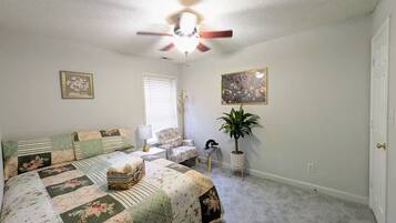 1 Schlafzimmer, Schreibtisch, Bügeleisen/Bügelbrett, kostenloses WLAN