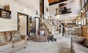 Smart TV, stereo - 4 Beds 2.5 Baths Sleeps 11; Lakeview, Private Dock, Sunrise Beach (Sunrise Beach)