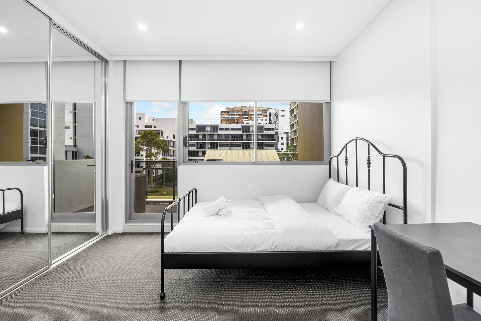 Desk, free WiFi, bed sheets