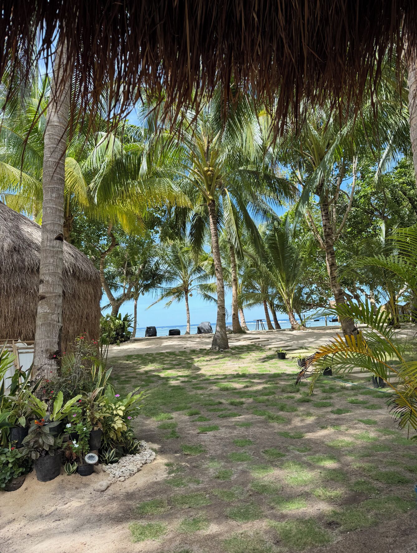 Deluxe Room, 1 King Bed, Partial Sea View