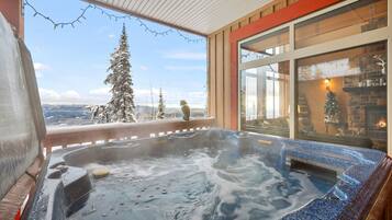 Bain à remous intérieur