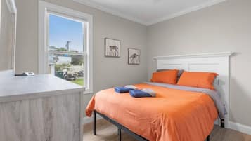 Fer et planche à repasser, Wi-Fi, draps fournis