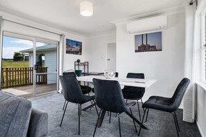 Dining - Maramarua Views - 3-Bed Escape with Scenic Deck (Maramarua)