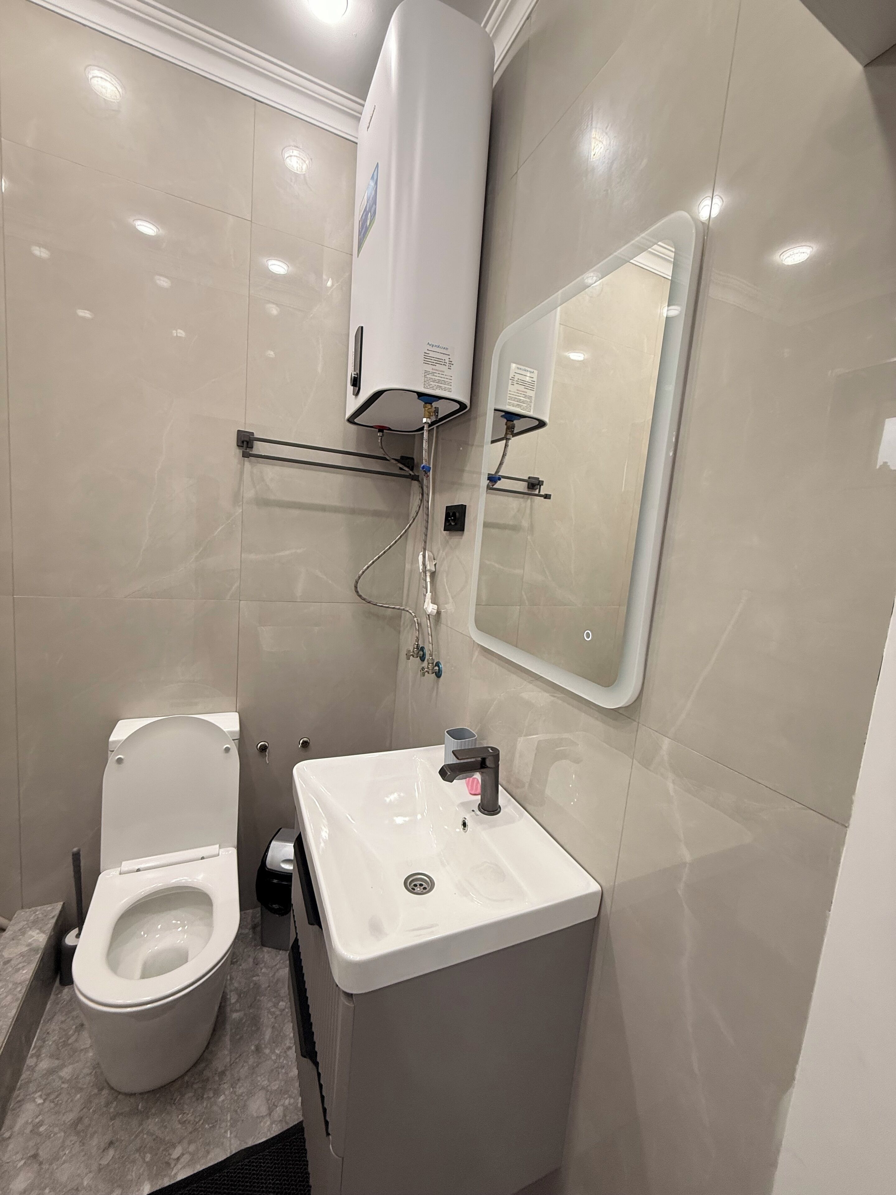 Nhà Deluxe, ban công, quang cảnh vườn | Phòng tắm | Đồ dùng nhà tắm miễn phí, khăn tắm, xà phòng, dầu gội 