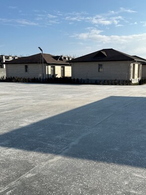 บริเวณภายนอก