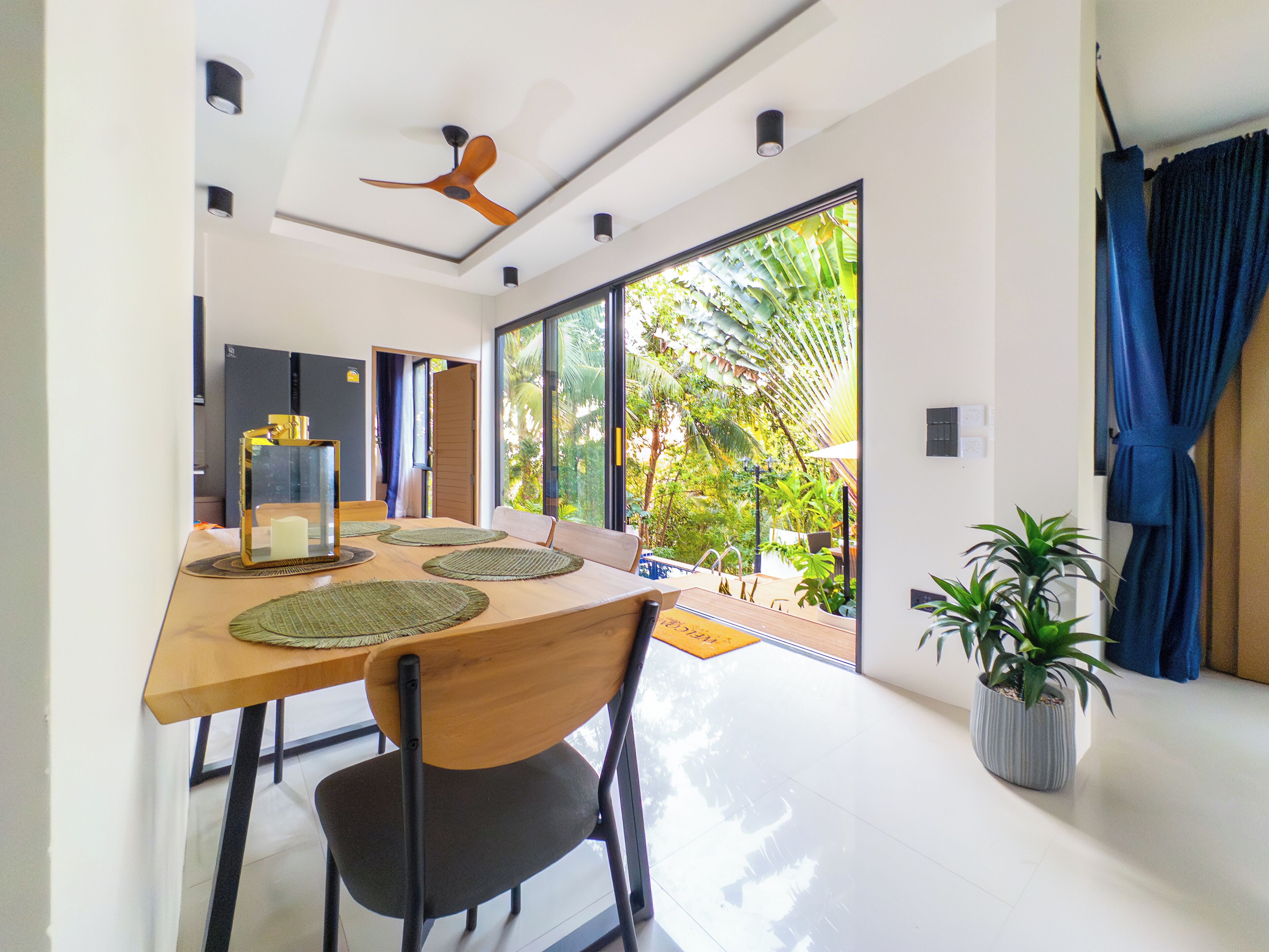 Villa, 3 slaapkamers, roken, privézwembad | Dineren