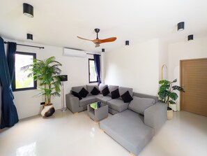 Villa, 3 Bedrooms, Smoking, Private Pool | Living room - Secluded Paradise Villa in Ko Pha-ngan With Private Pool (Ko Pha-ngan)