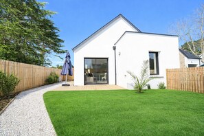 Exterior - New gite between marsh, beach and typical Breton port. (Mesquer)