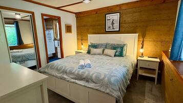 Cuna de viaje, wifi gratis y ropa de cama