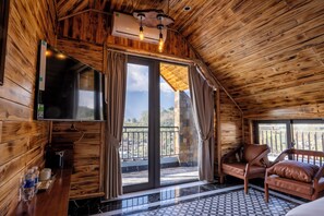 Senior-Zimmer, Bergblick | Ausblick vom Zimmer