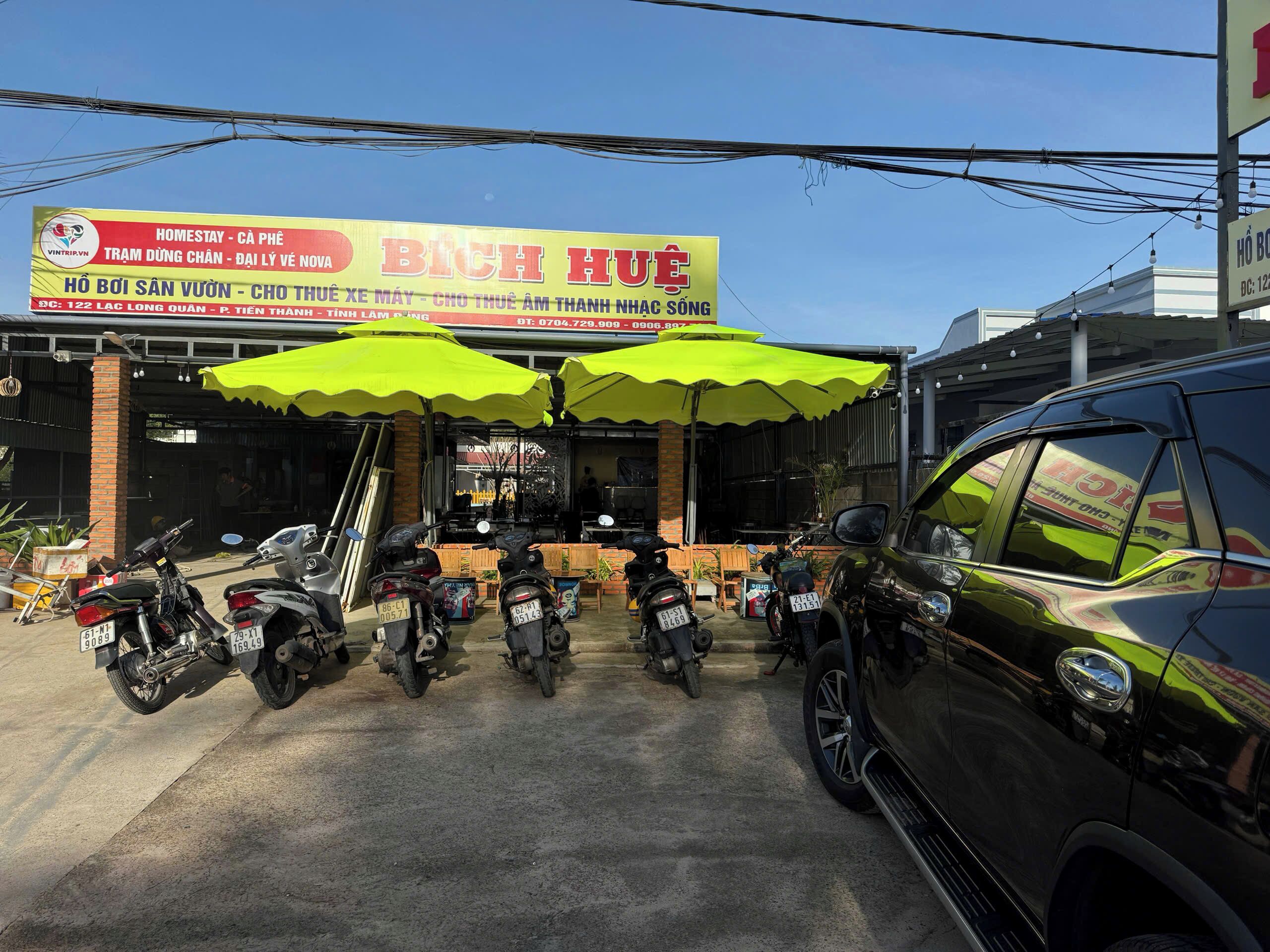 Fachada da propriedade
