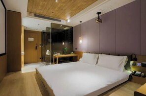 Free WiFi - QiuGuo Hotel Chongwenmen Metro Branch (Beijing)